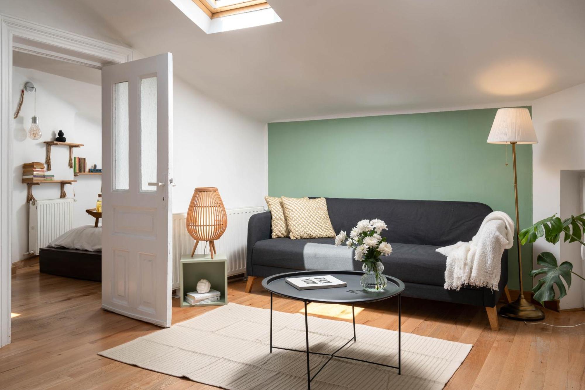 Downtown Home With Terrace By Urbanesq Boekarest Buitenkant foto